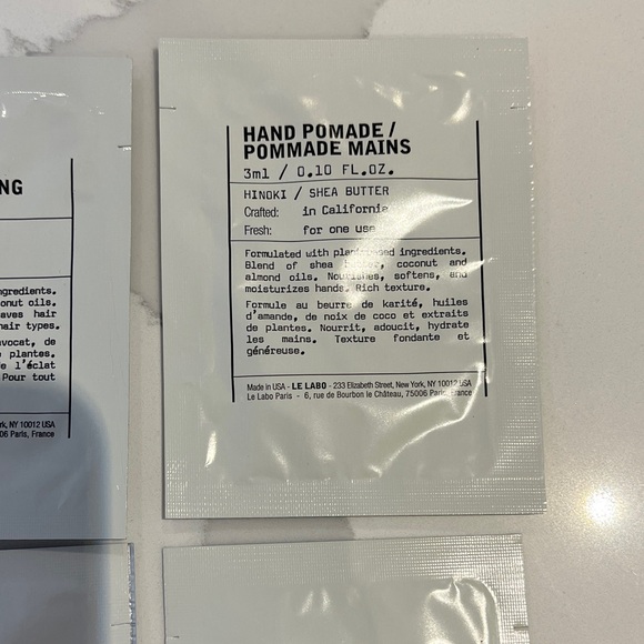 Le Labo Mini Toiletry Sachets Set - Picture 3 of 10